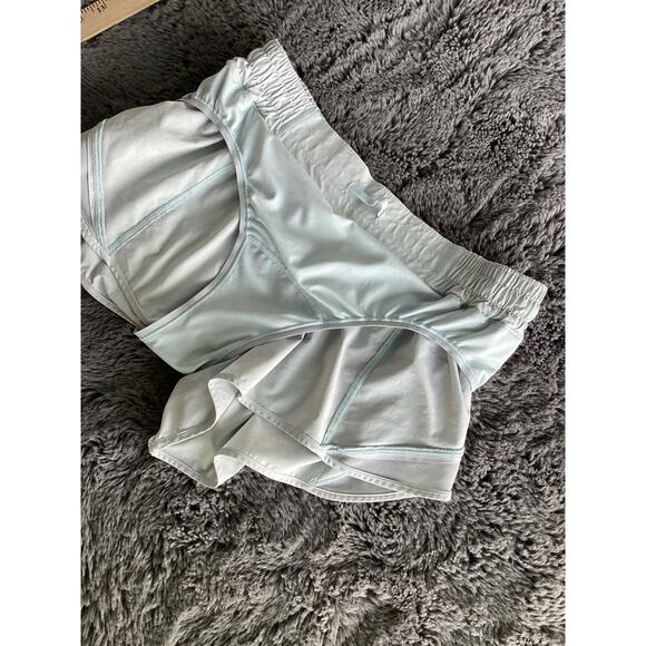 Lululemon Hotty Hot Low-Rise Lined Shorts Athletic Running Gym Light Blue 10 - Picture 6 of 10